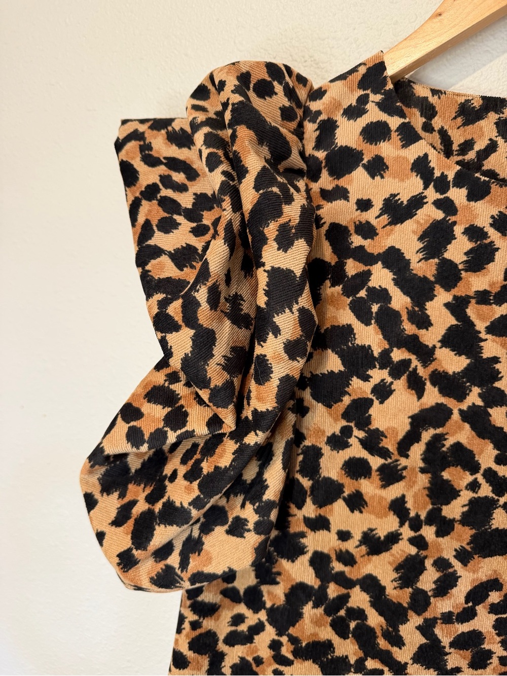 THML Leopard Print Ruffle Sleeve Shift Dress - Picture 5 of 12